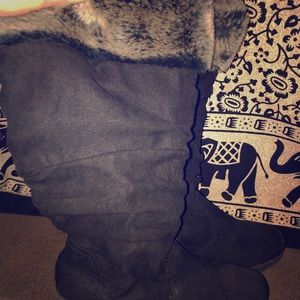 Fuzzy wedged knee high boots
